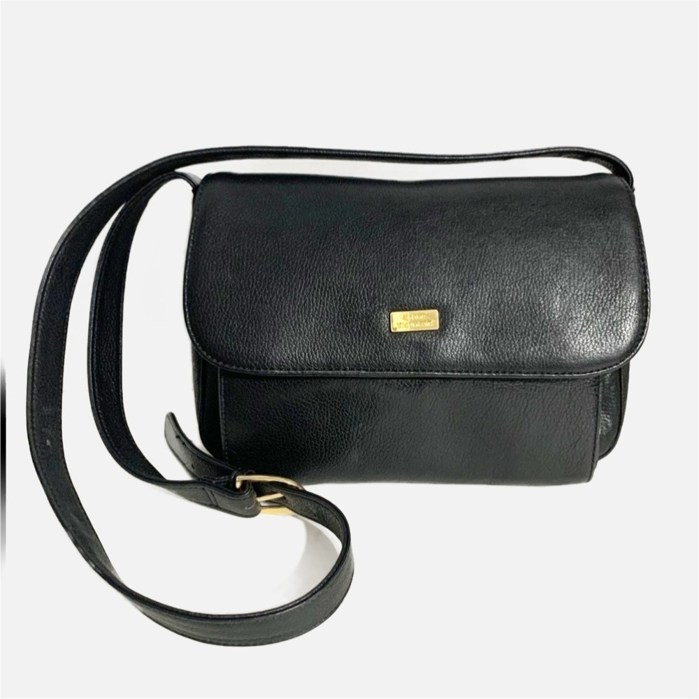 Stone Mountain Classic Shaped Leather Crossbody Bag Fully Lined Pockets Organize